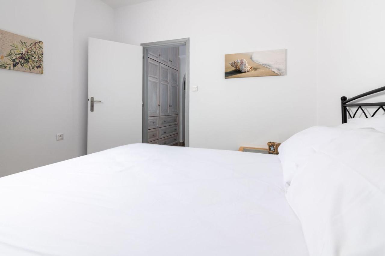 Villa Kosta In Naousa-Paros Exterior photo